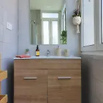 Acogedor Y Luminoso En Neguri خيتكسو